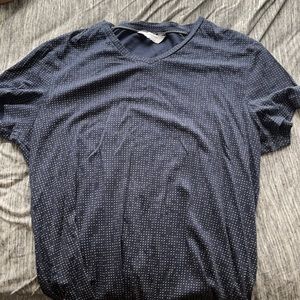 Calvin Klein  v neck